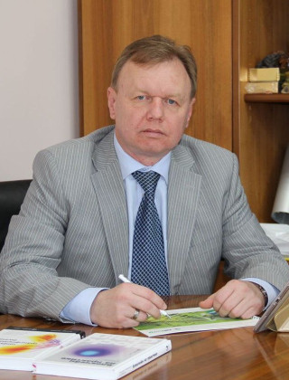 Шершнев Владимир Семёнович.