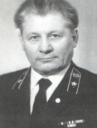 Гусев Николай Иванович 1922-2003.